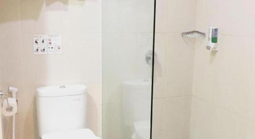Evora Hotel Surabaya Exterior foto